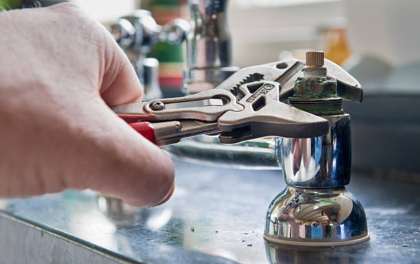 Best Water damage restoration services  in White Plains, NC
